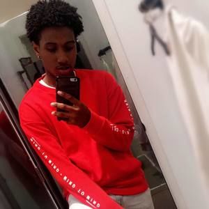 Meet your Posher, Aaron